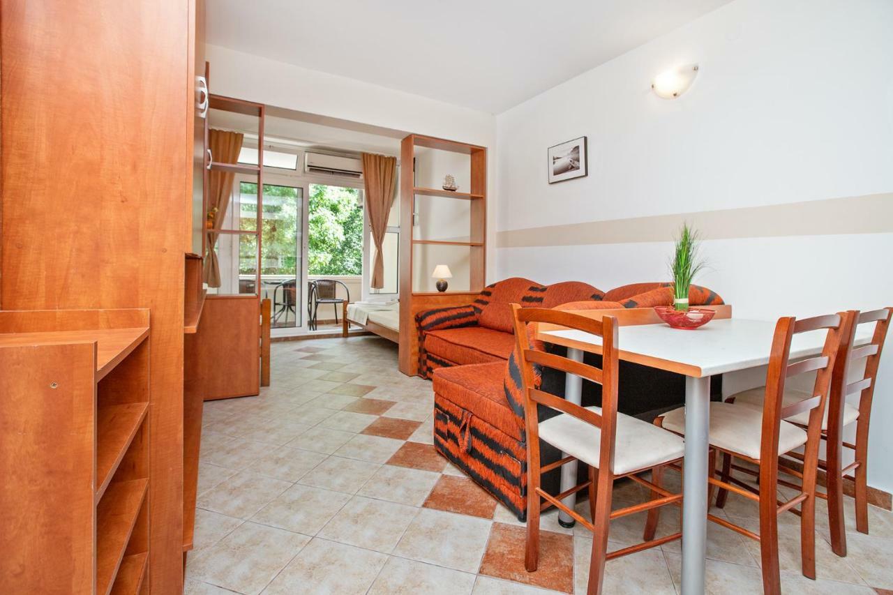 Apartments Villa Popovic Kotor Exteriör bild