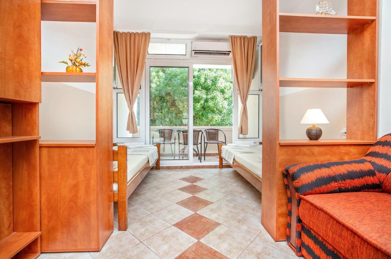 Apartments Villa Popovic Kotor Exteriör bild