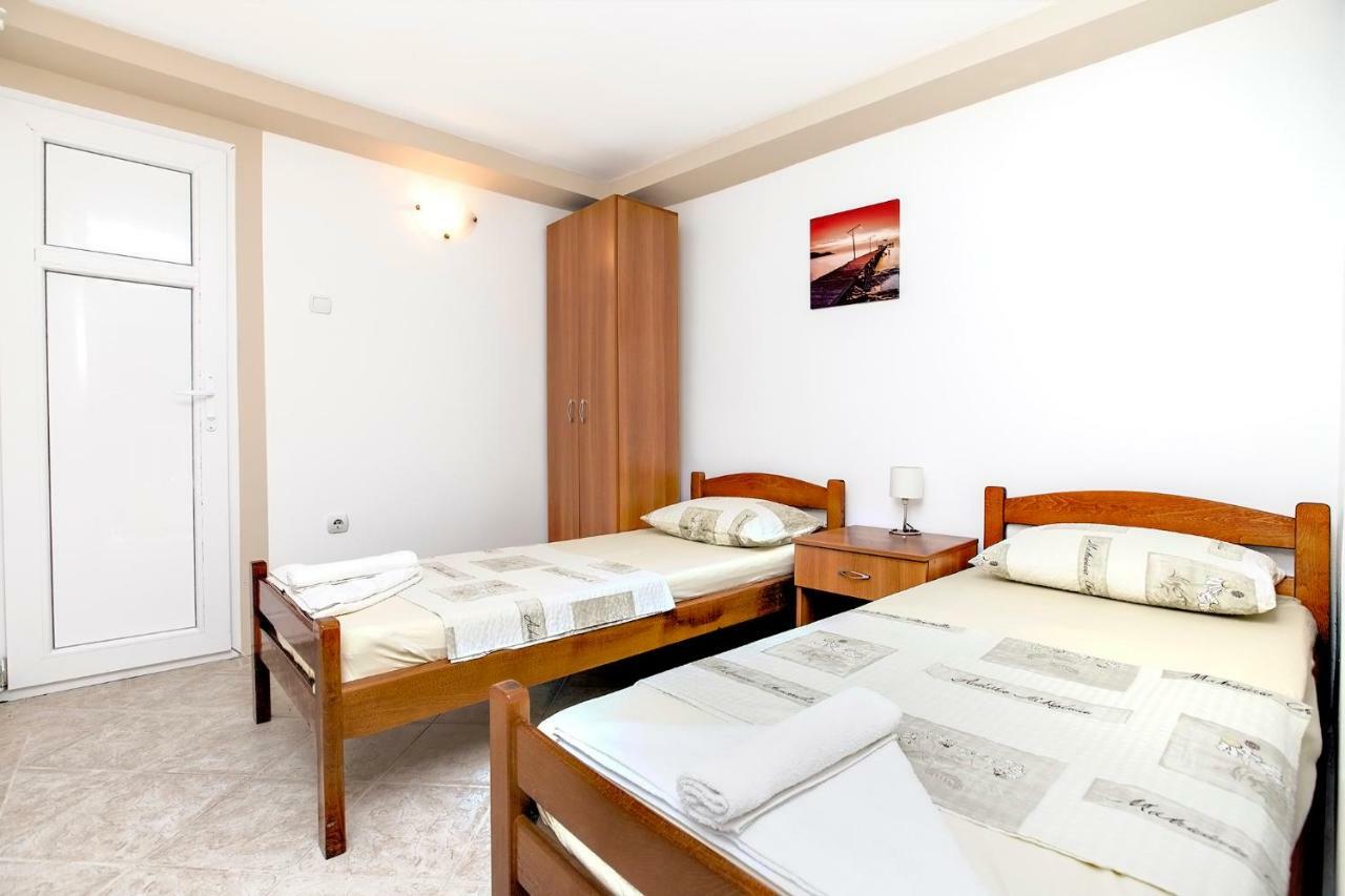 Apartments Villa Popovic Kotor Exteriör bild