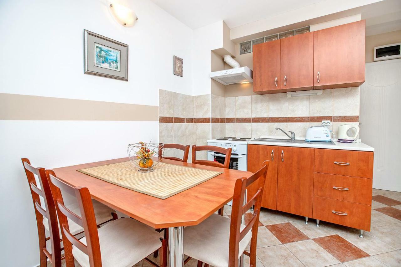 Apartments Villa Popovic Kotor Exteriör bild