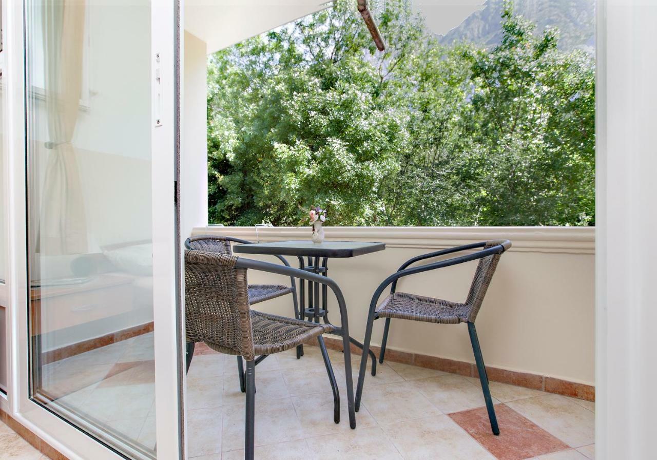 Apartments Villa Popovic Kotor Exteriör bild