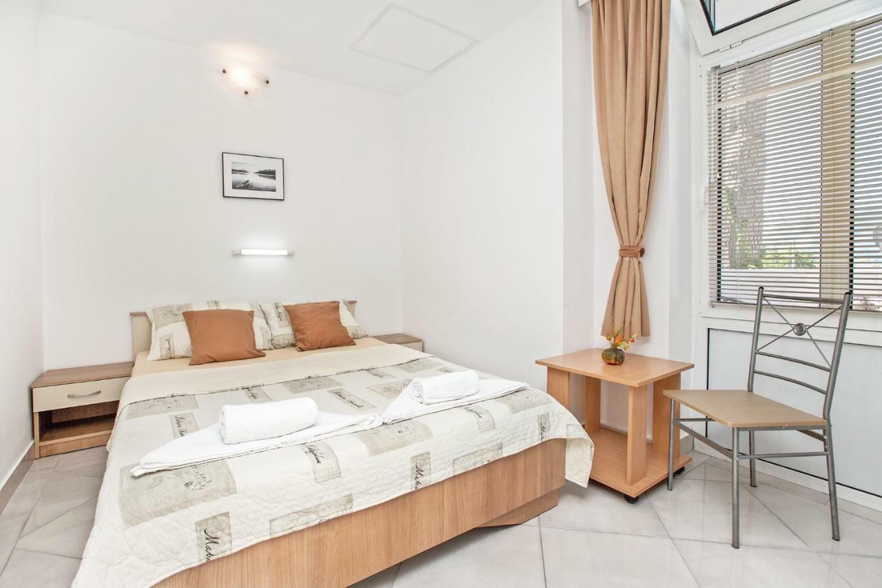 Apartments Villa Popovic Kotor Exteriör bild