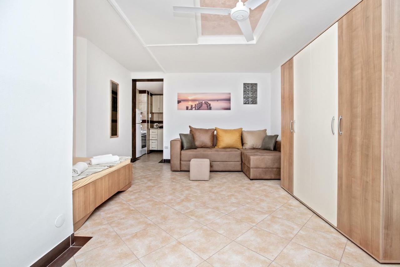 Apartments Villa Popovic Kotor Exteriör bild