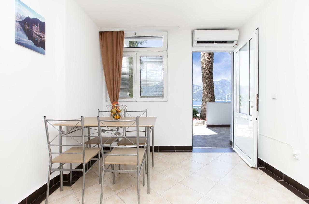 Apartments Villa Popovic Kotor Exteriör bild